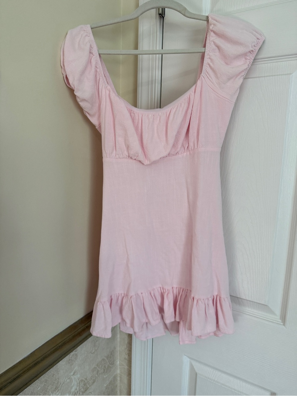 Beverly and Beck Light Pink Top - Small NWOT
